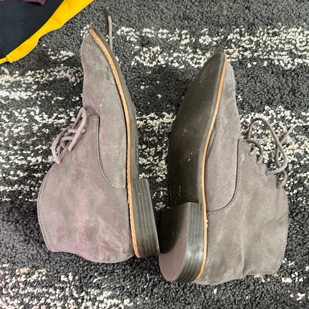 Old Navy Casual shoes grey suede